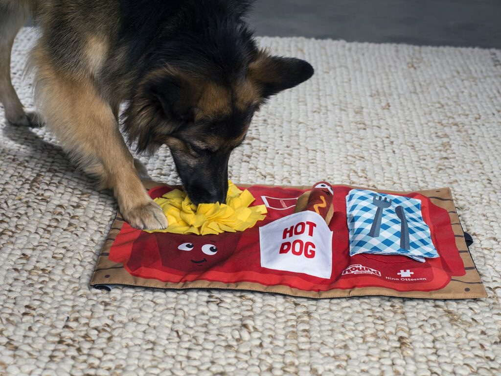 toys for dogs that like to dig. dog playing with snuffle mat