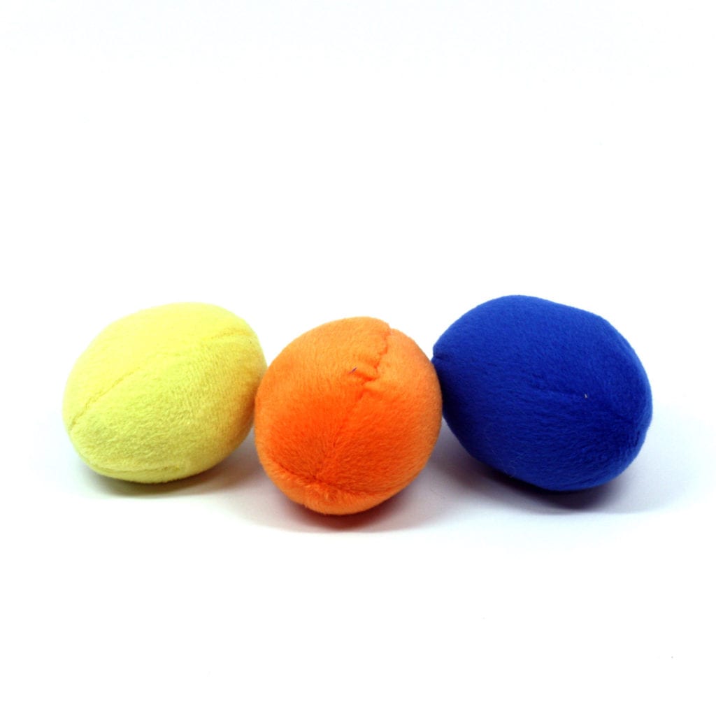 squeaking eggs dog toy